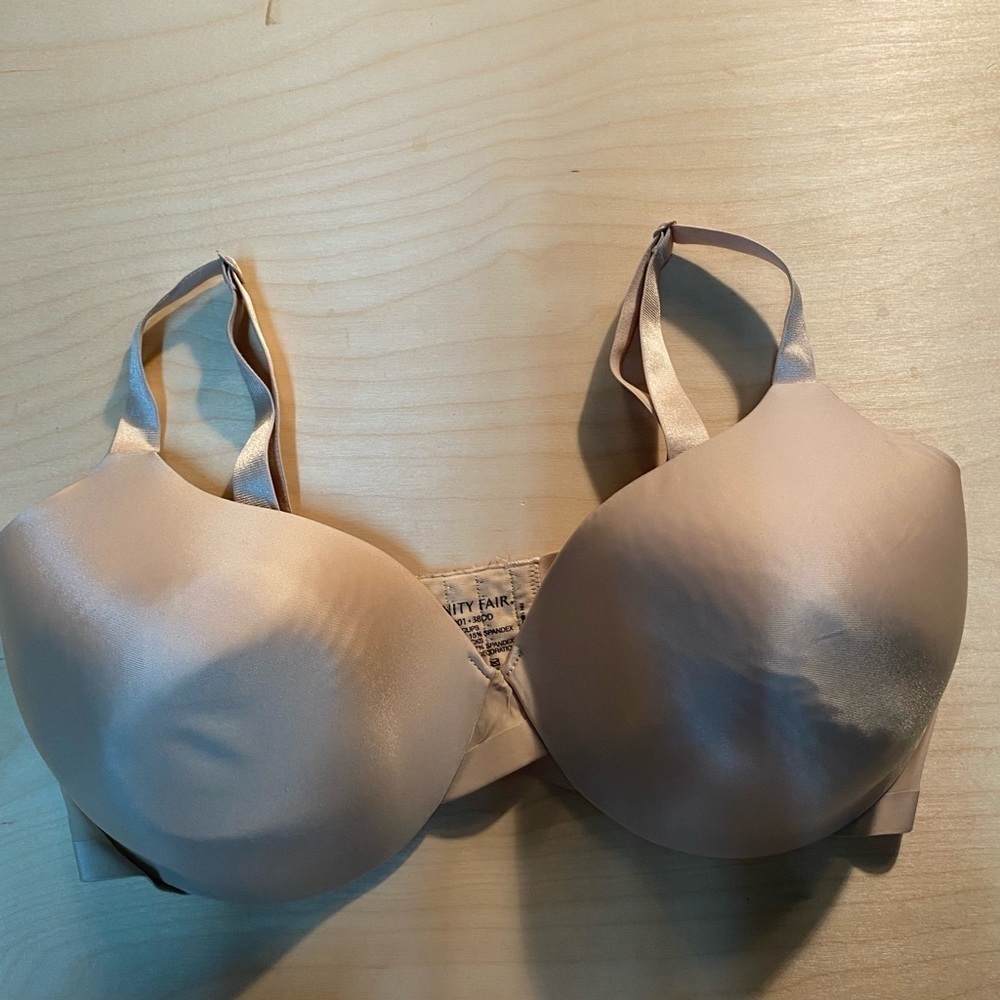 Vanity Fair Bra 38 DD (CF)